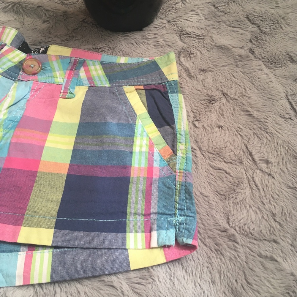 BOGO | BURNSIDE | Shorts - Picture 2 of 4